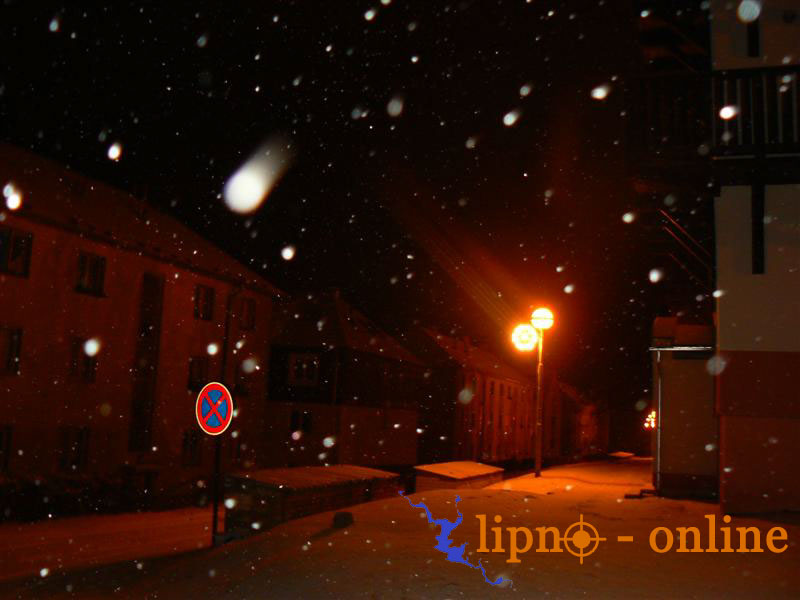 V noci z 28. na 29.12 přiadlo několik centrimetrů nového sněhu. Snimek z Lipna nad Vltavou