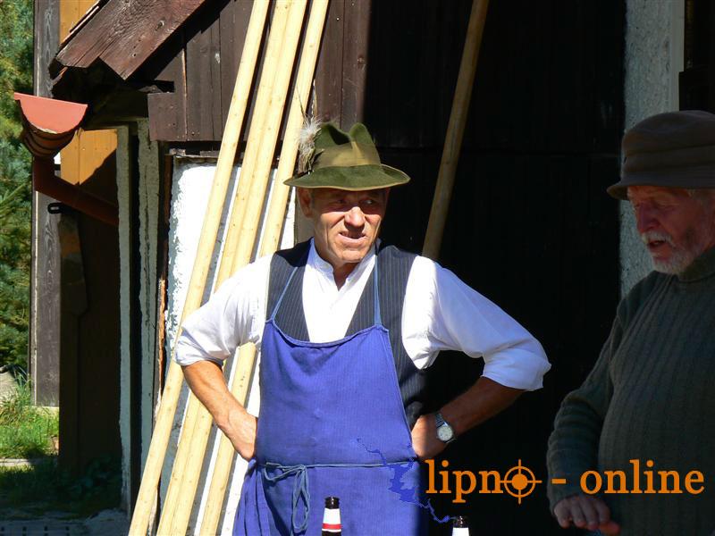 Vpravo Ing. estmr Hrbek - generl v zloze <br /> a majitel stodoly, ve kter je EXPO kanl