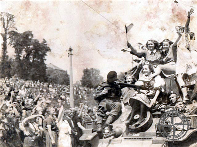 Oslavy vítězství boje proti fašistickému Německu - Plzeň - z archivu Pavla Mörtla
