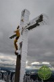 Na samém vrcholu Luzného se nachází církevní symbol